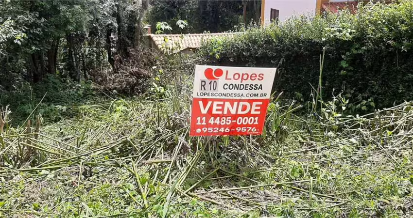 Casa em condomínio fechado à venda na Caraguatá, Cumbari, Mairiporã