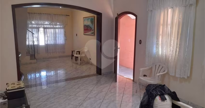 Sobrado com 6 quartos à venda em Vila Medeiros - SP