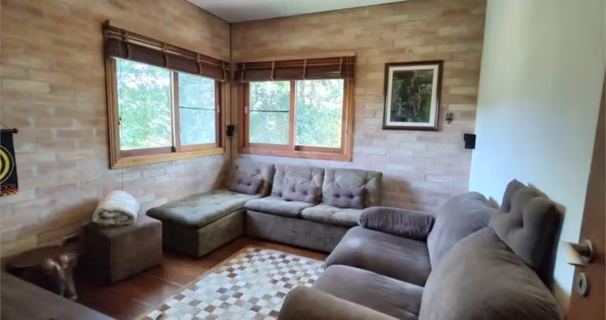 Casa em condomínio fechado com 4 quartos à venda na Das Gaivotas, Serra da Cantareira, Mairiporã
