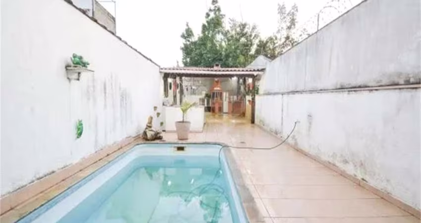 Sobrado com 3 quartos à venda em Vila Galvão - SP