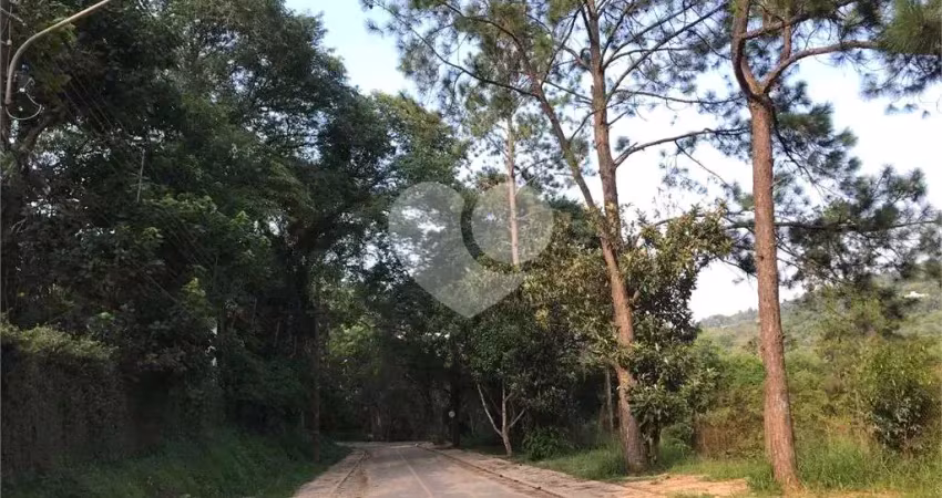 Terreno à venda na Canuto De Pito, Serra da Cantareira, Mairiporã