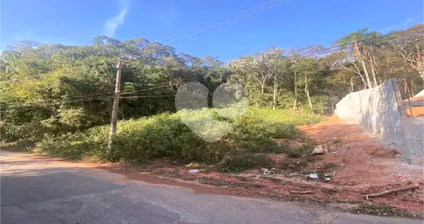 Casa em condomínio fechado à venda na Doutor Arthur Andrade Filho, Serra da Cantareira, Mairiporã