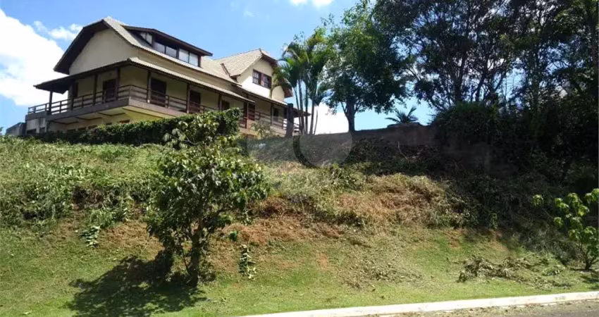 Casa em condomínio fechado à venda na São Pedro, Serra da Cantareira, Mairiporã