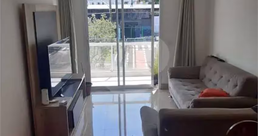 Apartamento com 3 quartos à venda em Vila Pereira Barreto - SP