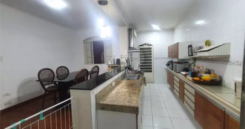 Casa com 5 quartos à venda na Crixás, Santana, São Paulo