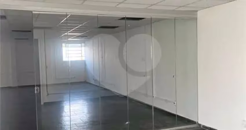 Prédio inteiro à venda em Belenzinho - SP
