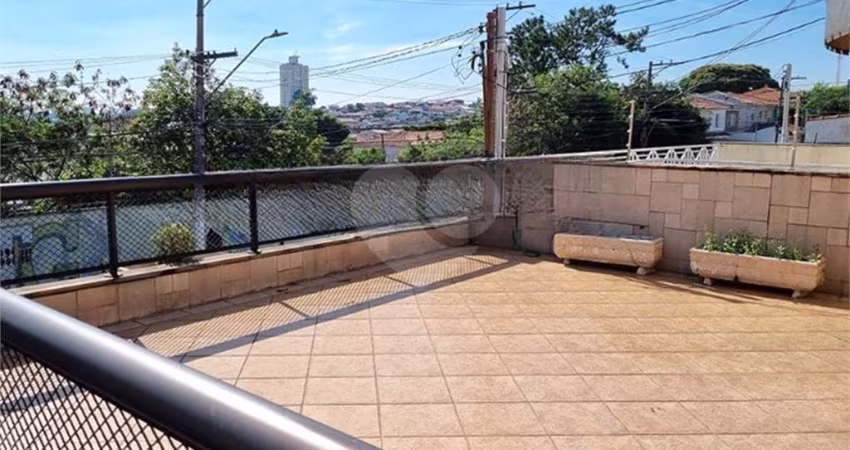 Sobrado com 3 quartos à venda em Bortolândia - SP