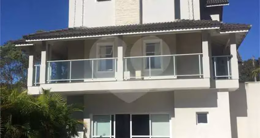 Condomínio com 4 quartos à venda em Roseira - SP