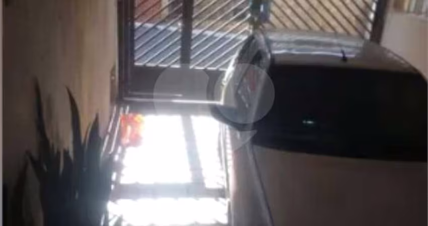 Sobrado com 2 quartos à venda em Pari - SP