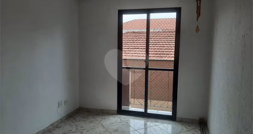 Apartamento com 2 quartos à venda ou para locação em Vila Palmeiras - SP