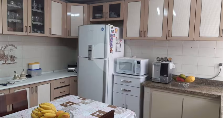 Sobrado com 2 quartos à venda em Vila Nilo - SP