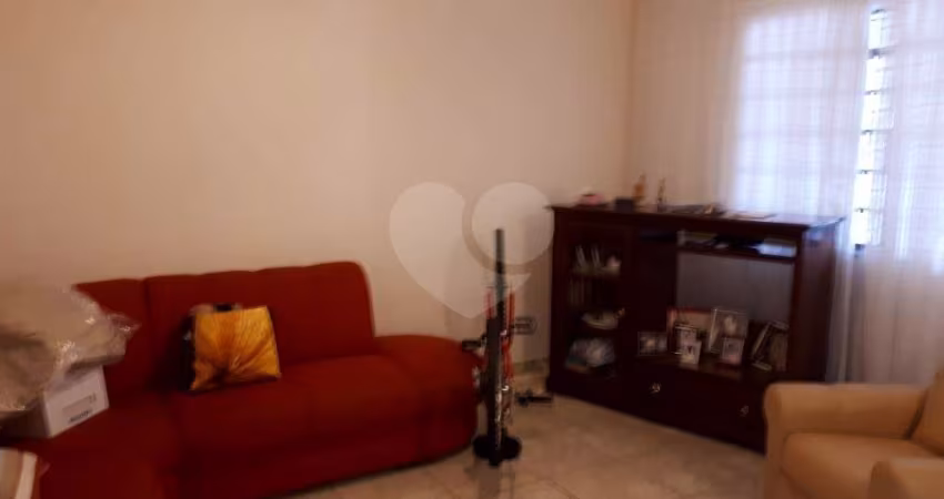 Casa térrea com 2 quartos à venda em Água Fria - SP