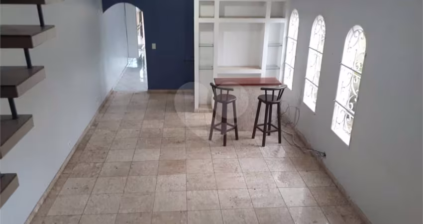 Sobrado com 4 quartos à venda em Jardim Virginia Bianca - SP