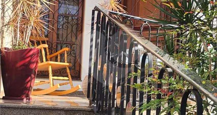 Casa térrea com 3 quartos à venda em Parada Inglesa - SP