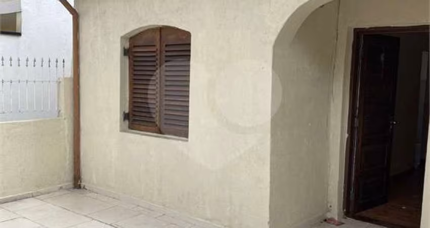 Casa com 2 quartos à venda em Vila Isolina Mazzei - SP