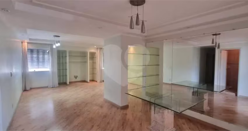 Apartamento com 3 quartos à venda na Rua Voluntários da Pátria, Santana, São Paulo
