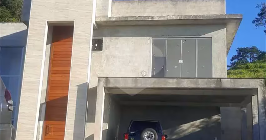 Condomínio com 3 quartos à venda em juqueri mirim - sp