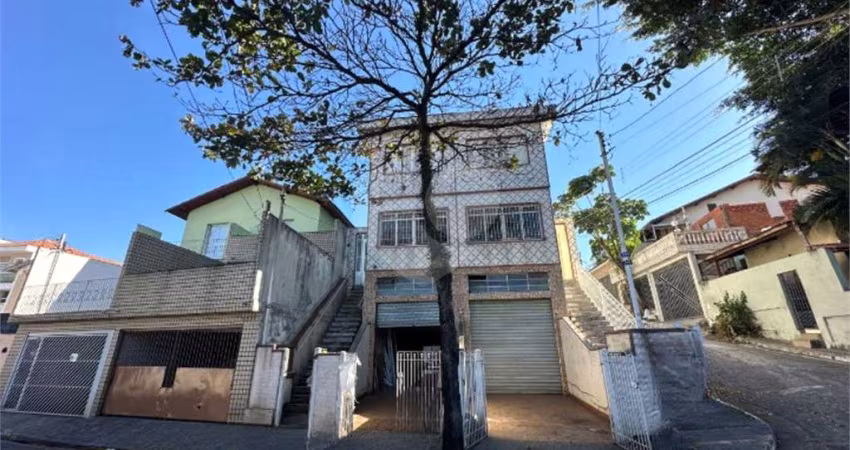 Sobrado com 2 quartos à venda em Vila Constança - SP