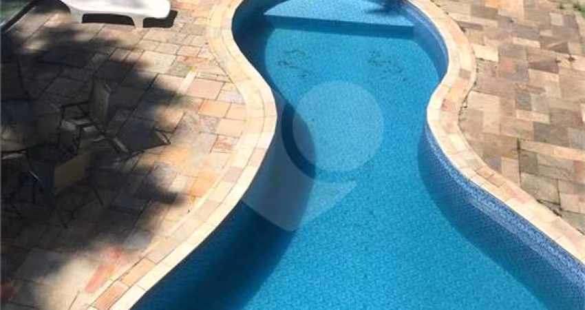 Sobrado com 4 quartos à venda ou para locação em Roseira - SP