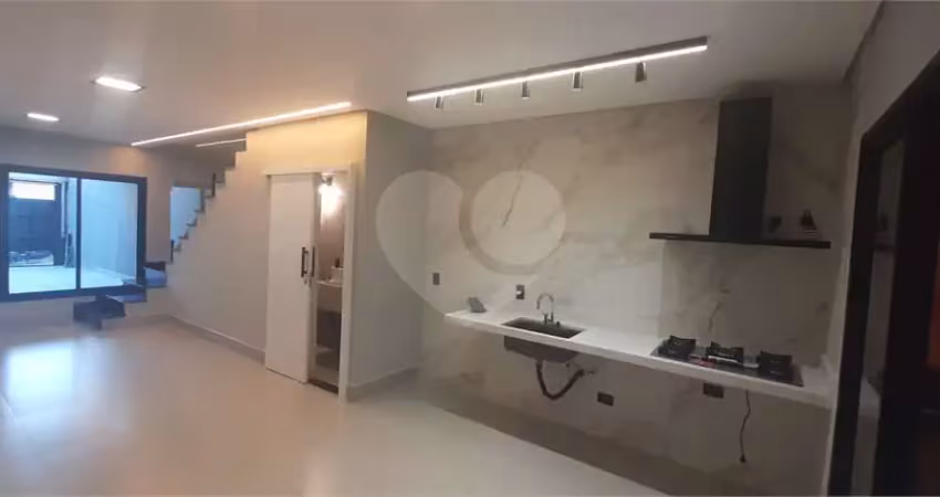 Casa com 3 quartos à venda na Cândida Alembertie, Vila Medeiros, São Paulo