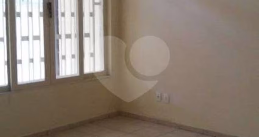Casa com 4 quartos à venda em Santana - SP