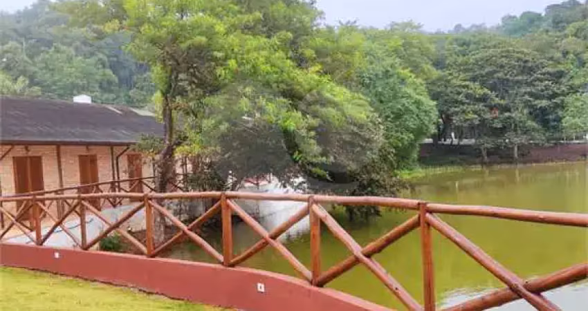 Casa em condomínio fechado à venda na Doutor Arthur Andrade Filho, Caraguatá, Mairiporã