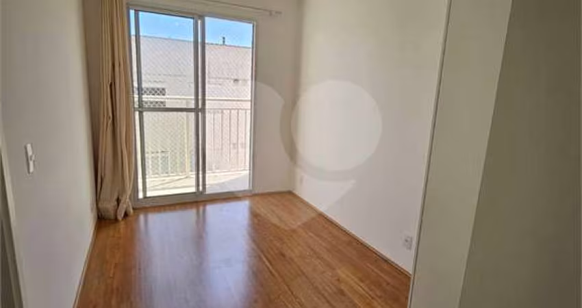 Apartamento com 1 quartos à venda em Vila Palmeiras - SP