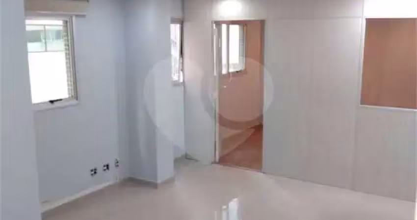 Sala comercial à venda na Rua Voluntários da Pátria, Santana, São Paulo