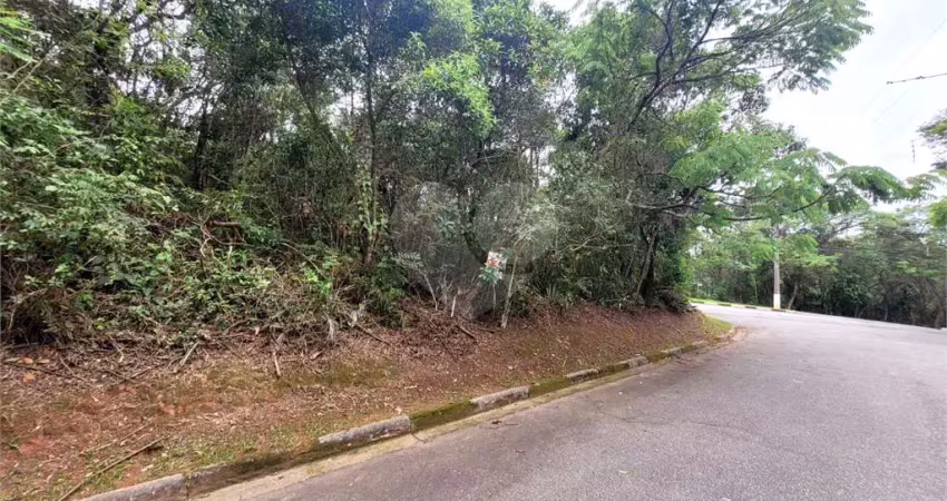 Terreno à venda na Cândido Galrão De França, Serra da Cantareira, Mairiporã