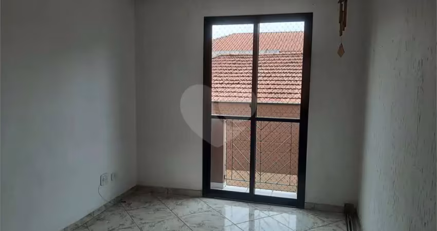 Apartamento com 2 quartos à venda ou para locação em Vila Palmeiras - SP