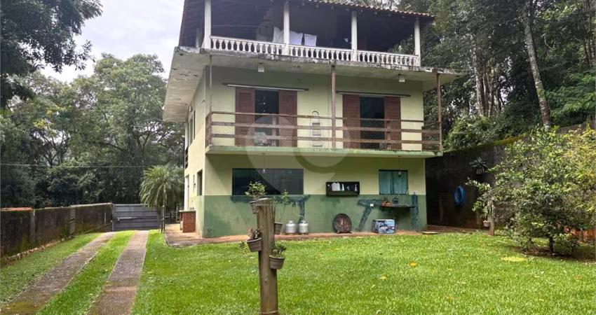 Sobrado com 3 quartos à venda em Samambaia - SP