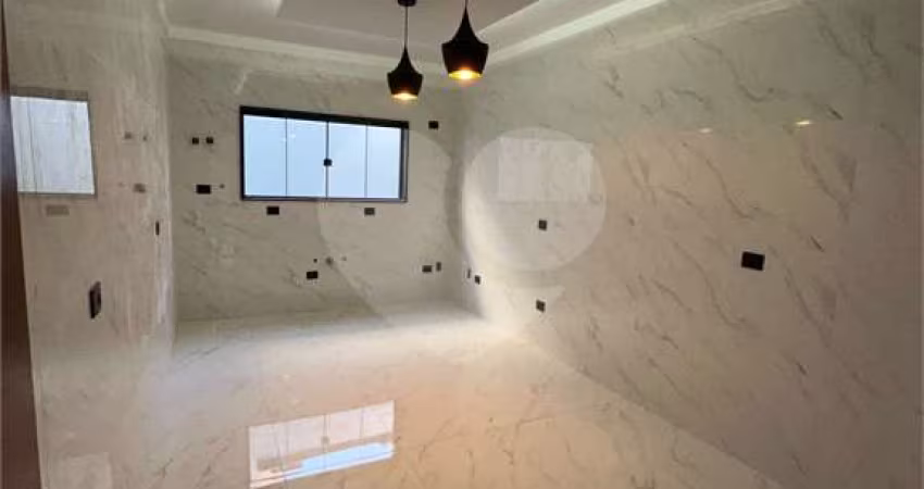 Sobrado com 3 quartos à venda em Vila Constança - SP