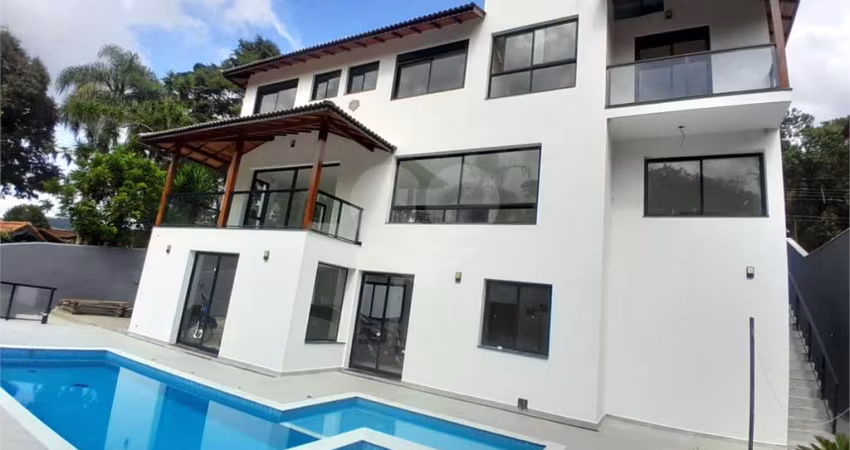 Condomínio com 3 quartos à venda em Caraguatá - SP