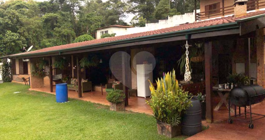 Casa térrea com 4 quartos à venda em Roseira - SP
