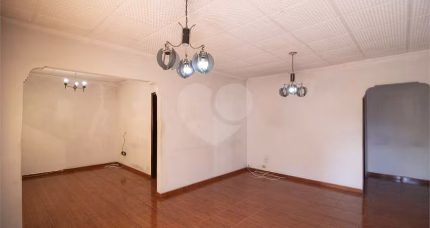 Casa com 3 quartos à venda em Vila Mazzei - SP