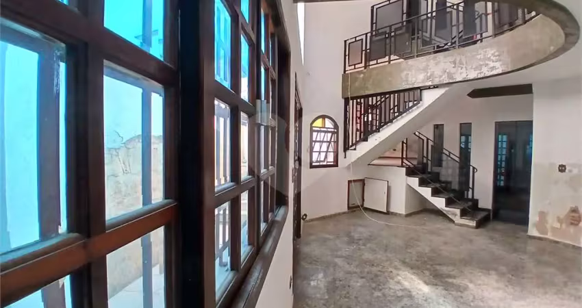 Sobrado com 4 quartos à venda ou para locação em água fria - sp