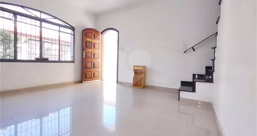 Sobrado com 2 quartos à venda ou para locação em Bortolândia - SP