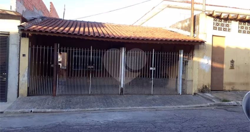Casa térrea com 4 quartos à venda em Bortolândia - SP