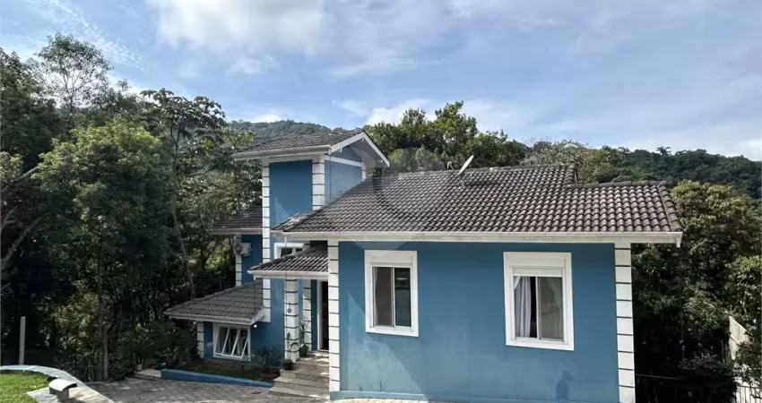 Casa em condomínio fechado com 3 quartos à venda na Das Gaivotas, Serra da Cantareira, Mairiporã