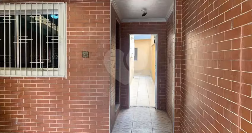 Sobrado com 2 quartos à venda ou para locação em centro - sp