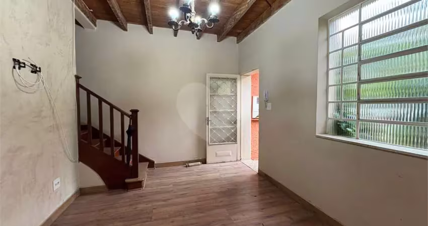 Casa de vila com 2 quartos à venda ou para locação em água fria - sp