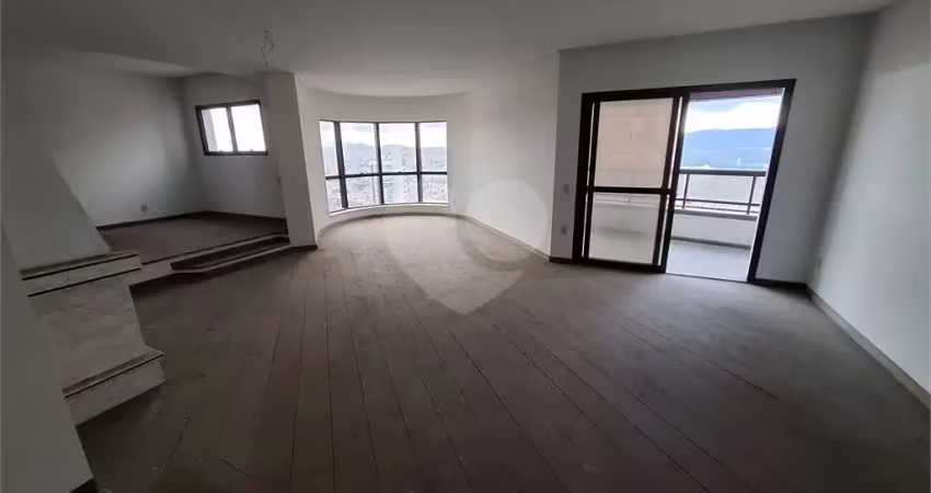 Apartamento com 4 quartos à venda em água fria - sp