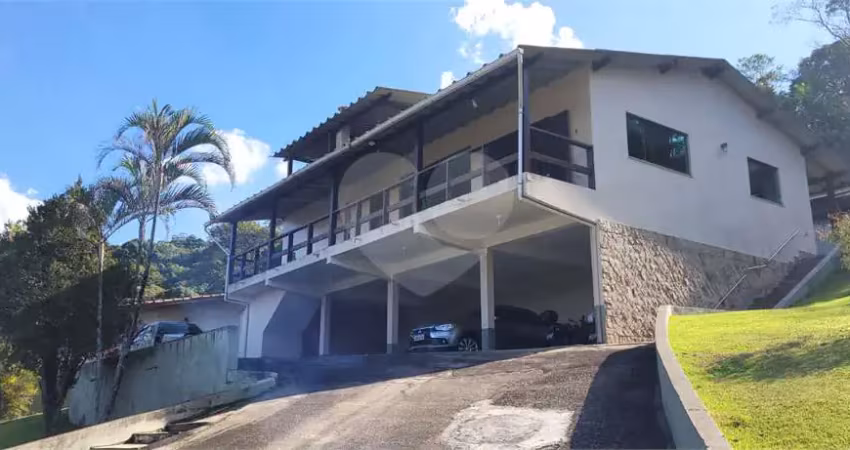 Casa em condomínio fechado com 5 quartos à venda na Das Gaivotas, Serra da Cantareira, Mairiporã