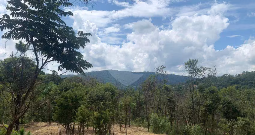 Terreno à venda na Cinco, Serra da Cantareira, Mairiporã