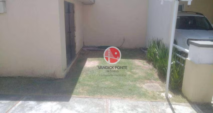 Excelente Condomínio de Casas Duplex Localizado próximo ao Centro Comercial do Bairro de Messejana.