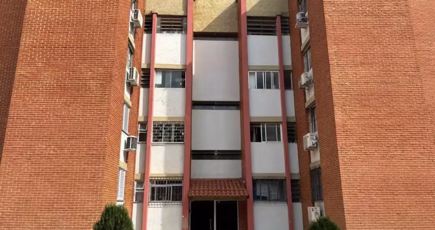 Apartamento com 3 quartos para alugar na Rua Paranaguá, 565, Zona 07, Maringá