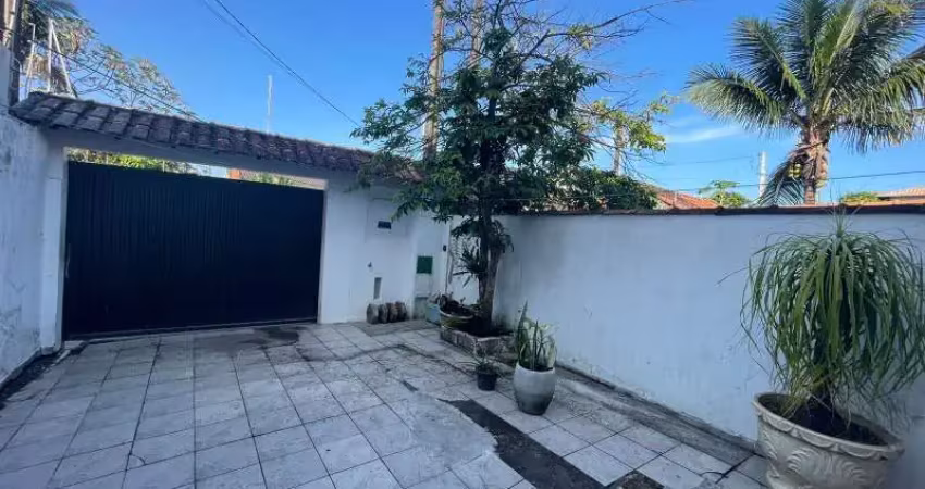 Casa com 4 quartos para alugar no Centro, Itanhaém 