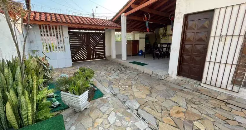 Casa com 2 quartos à venda no Balneário Tupy, Itanhaém 