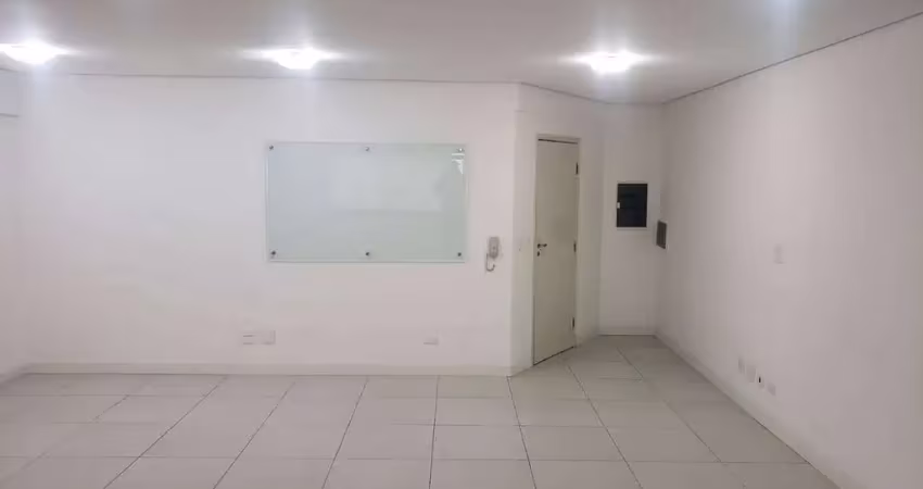 Casa comercial à venda no Boqueirão, Santos 
