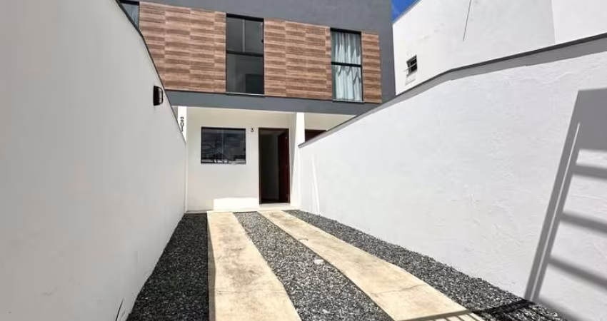 Sobrado geminado no Vila Nova
